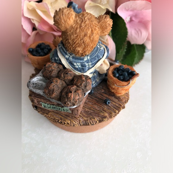 Boyds/Yankee Candle “Muffin B. Bluebeary”  The Boysenbeary Patch - Picture 7 of 9